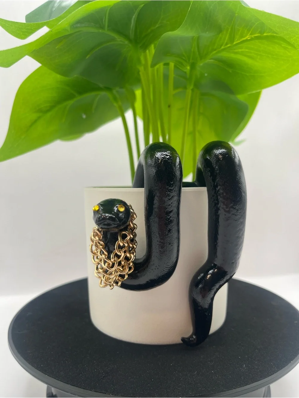 The Notorious H.I.S.S. - Black Hanging Snake with Gold Chain - Pot Hugger